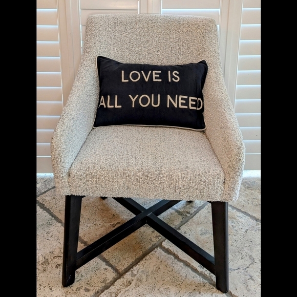 2 Throw Cushions- Love Is All You Need - Black And Cream - Picture 3 of 11
